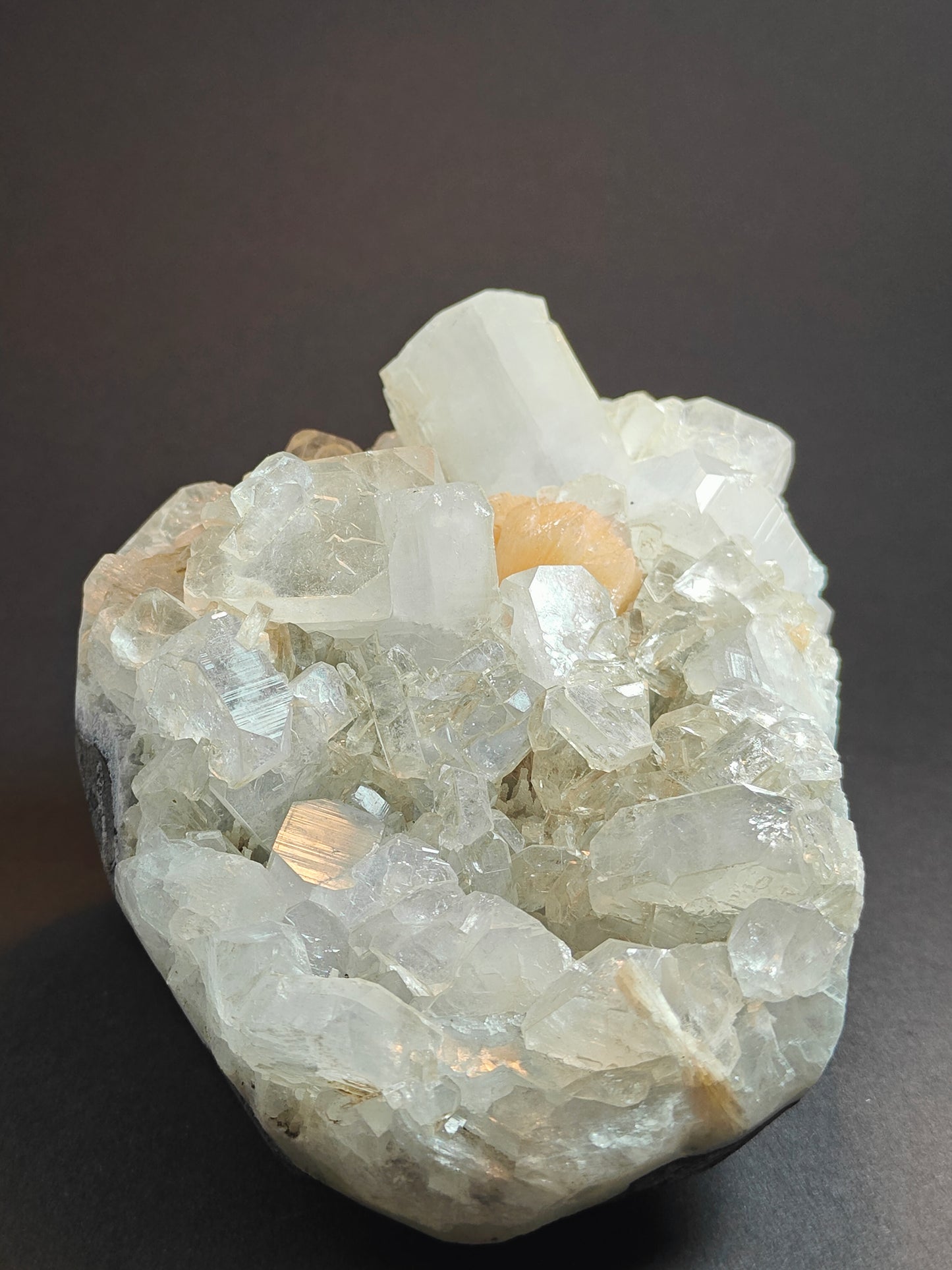 Apophyllite-Stilbite Cluster from India – 1.408 kg --- 001