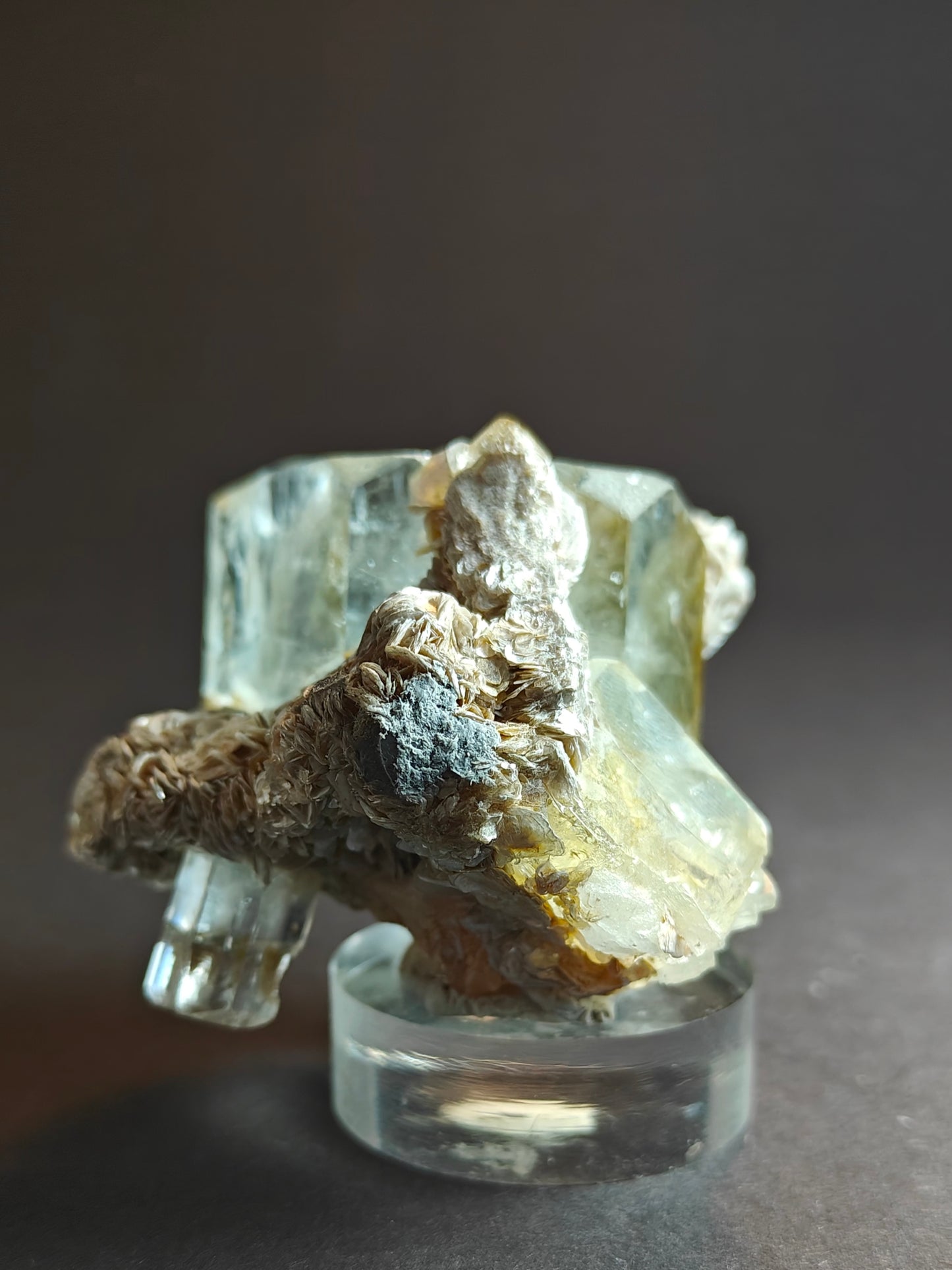 Aquamarine with Muscovite from Pakistan – 133 Grams