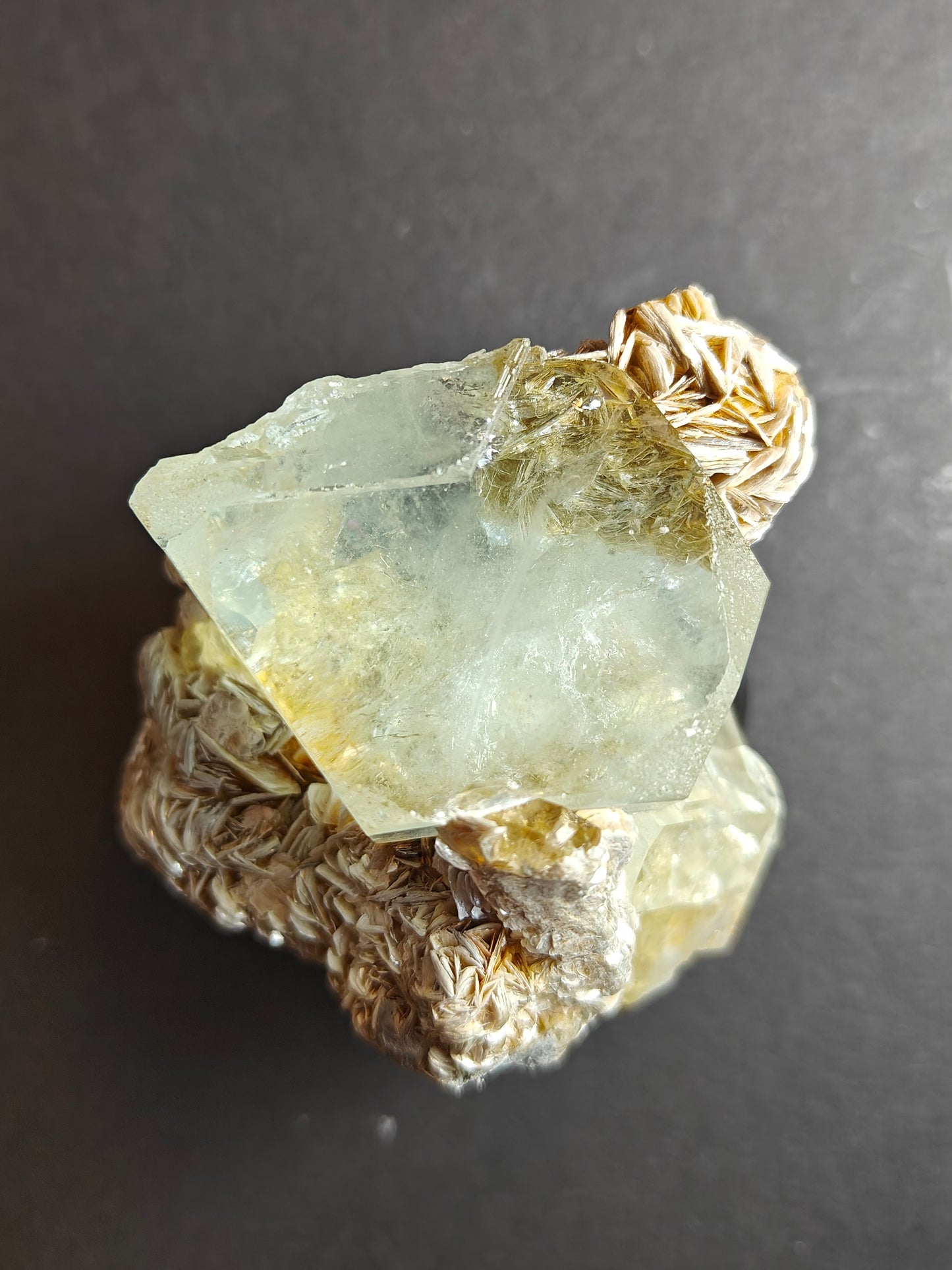 Aquamarine with Muscovite from Pakistan – 133 Grams