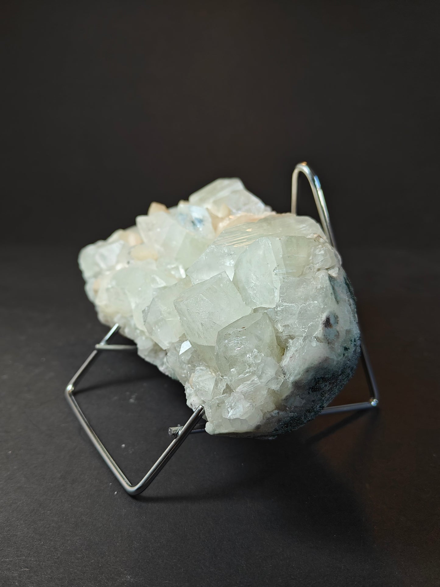 Apophyllite-Stilbite Cluster from India – 0.950 kg --- 002