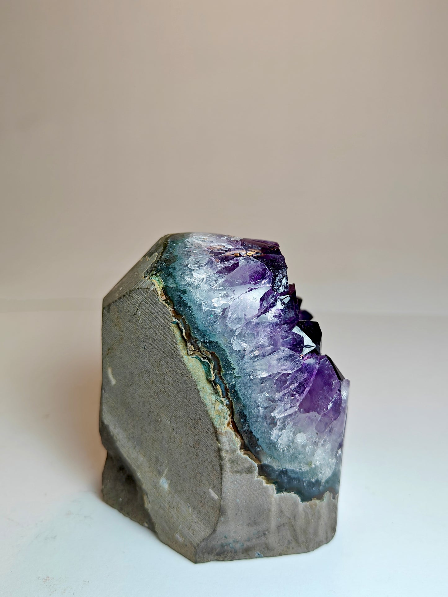 Cut-Base Amethyst Cluster from Uruguay Top Quality - 0.8 kg