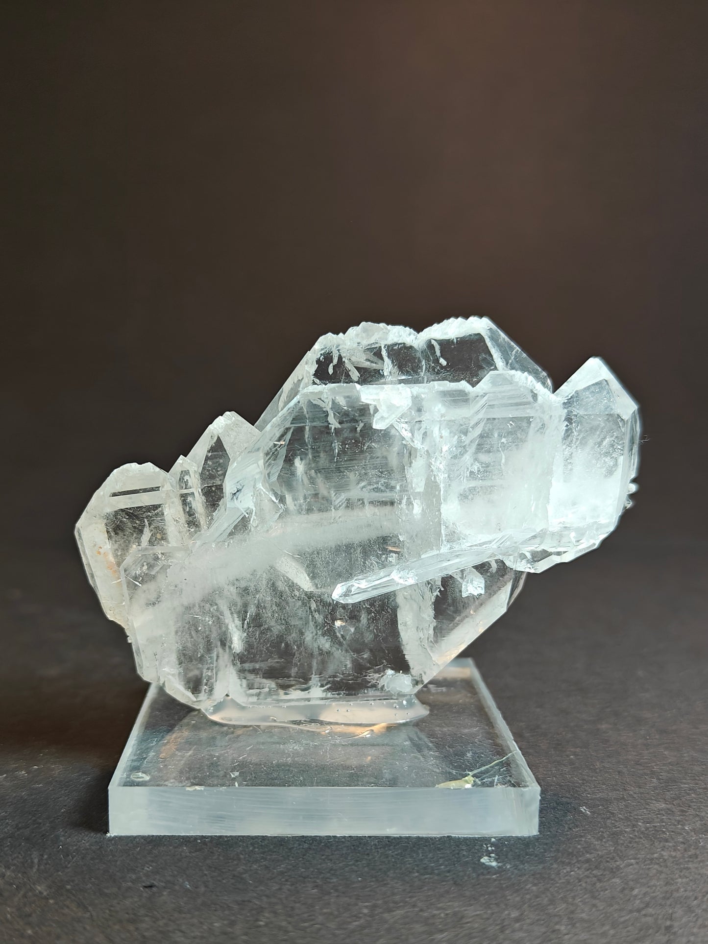 Faden Quartz from Pakistan on Acrylic Base – Approx. 7 x 6 x 2 cm