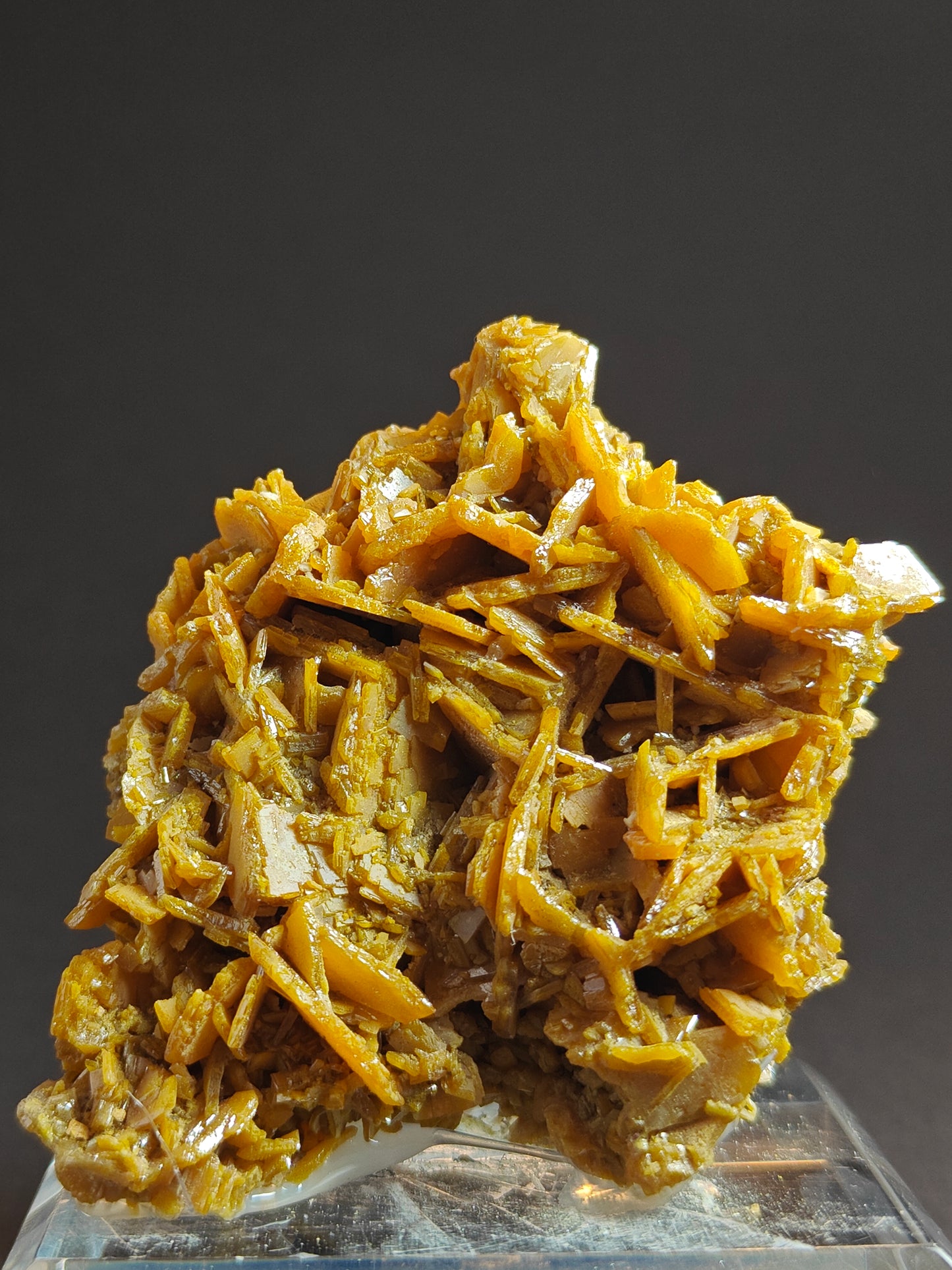 Prachtig Wulfenite-exemplaar uit de Helena-mijn, Mezica, Slovenië