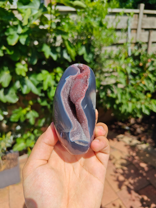 Uruguayan Agate 11 x 7 x 4 cm 0.524 kg