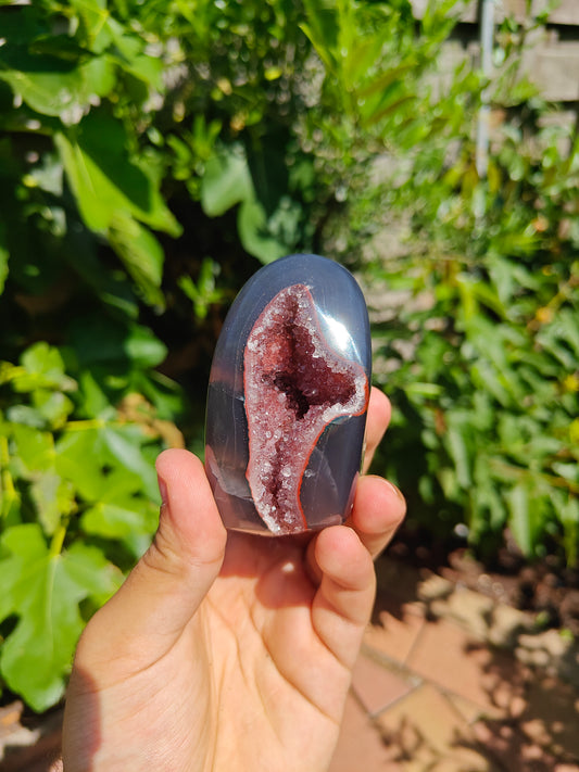 Uruguayan Agate 8 x 5 x 4 cm 0.216 kg