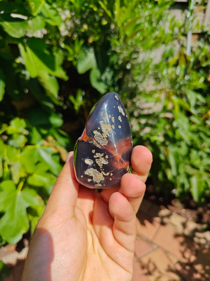 Uruguayan Agate 8 x 5 x 4 cm 0.216 kg