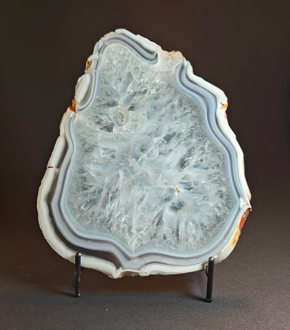 Beautiful Agate Slice with Vibrant Colors – 566 Grams