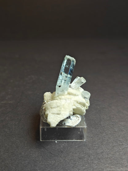 Aquamarine Cluster on Matrix