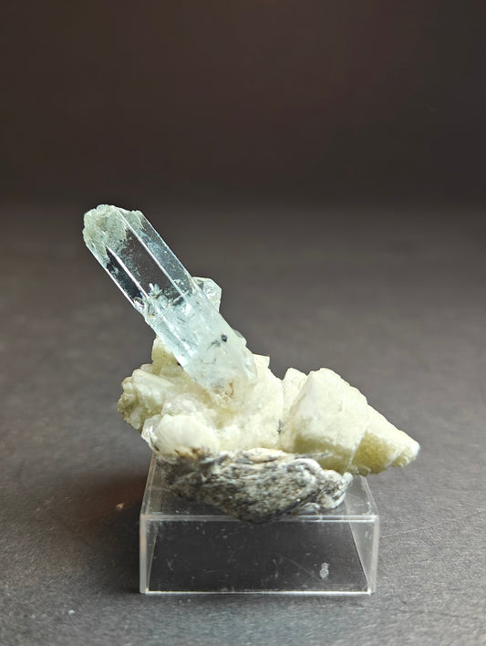 Aquamarine Cluster on Matrix