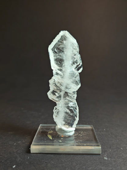 Faden Quartz from Pakistan on Acrylic Base – Approx. 8 x 2 x 1 cm