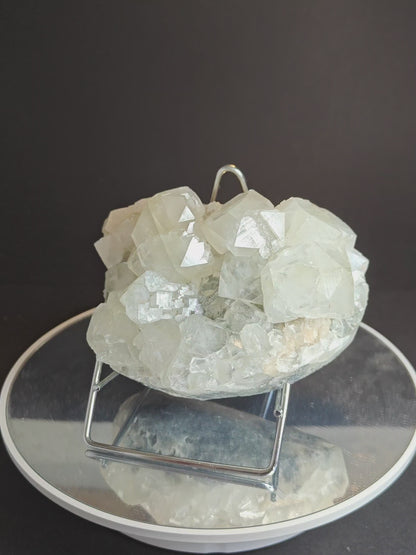Apophyllite Cluster from India - 0.960 kg --- 005