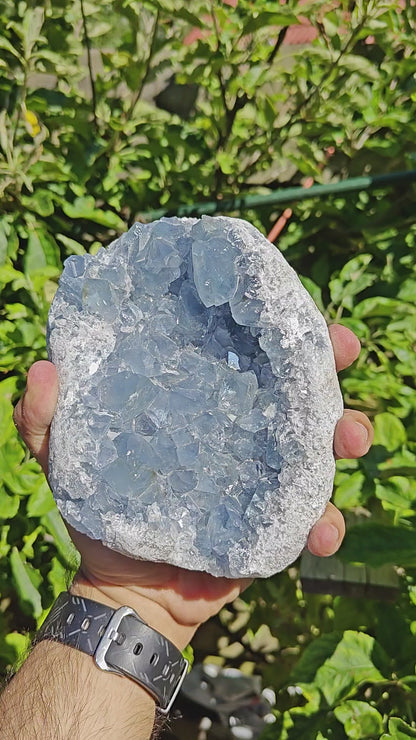 Grote Celestien Cluster uit Madagascar 15 x 12 x 5 cm 1.9 kg
