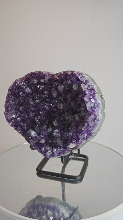 High-Quality Amethyst Heart on Stand - 0.5 kg